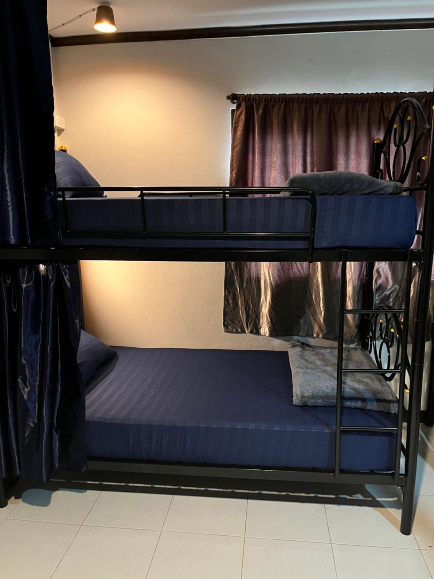 Moon Dolphin Hostel Haad Rin Ngoại thất bức ảnh